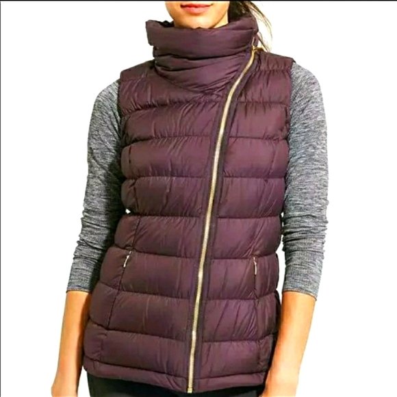 Athleta Downabout Asymmetrical Zip Puffer Down Vest XXS - Picture 11 of 11